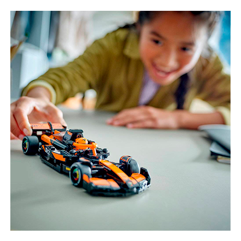 LEGO 77251 Speed Champions Carro de Corrida McLaren F1 Team MCL38