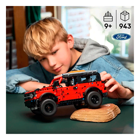 LEGO 42213 Technic SUV Ford Bronco