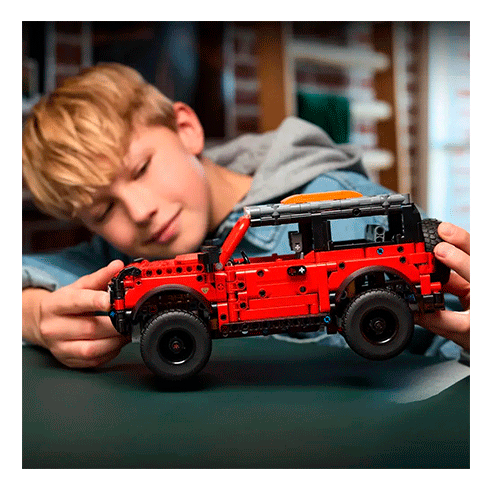 LEGO 42213 Technic SUV Ford Bronco